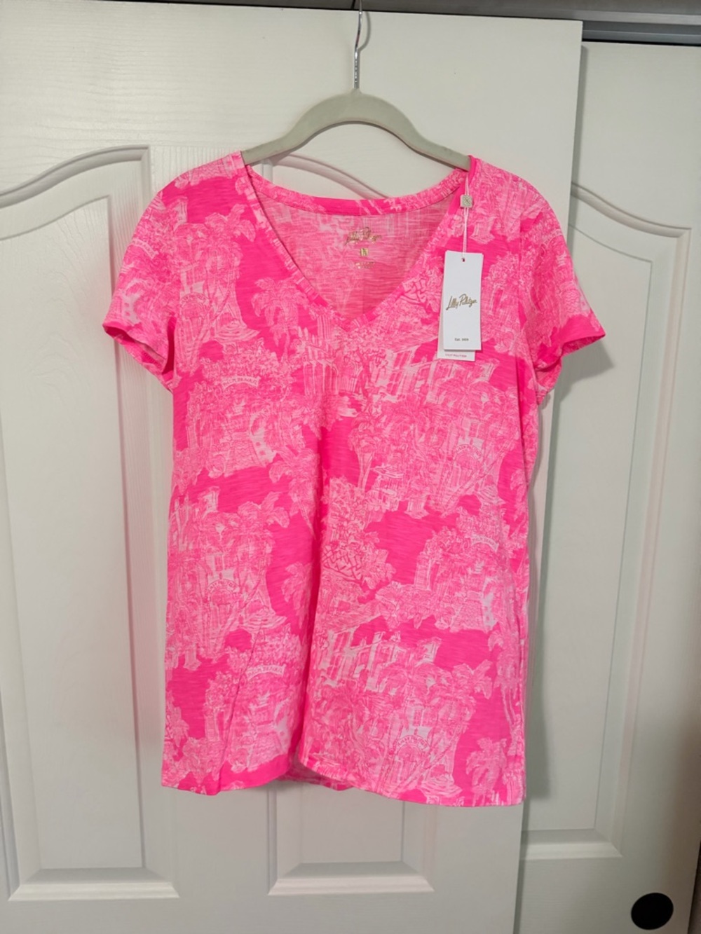 NWT Lilly Pulitzer Etta V-Neck Top Roxie Pink PB Anniversary Toile